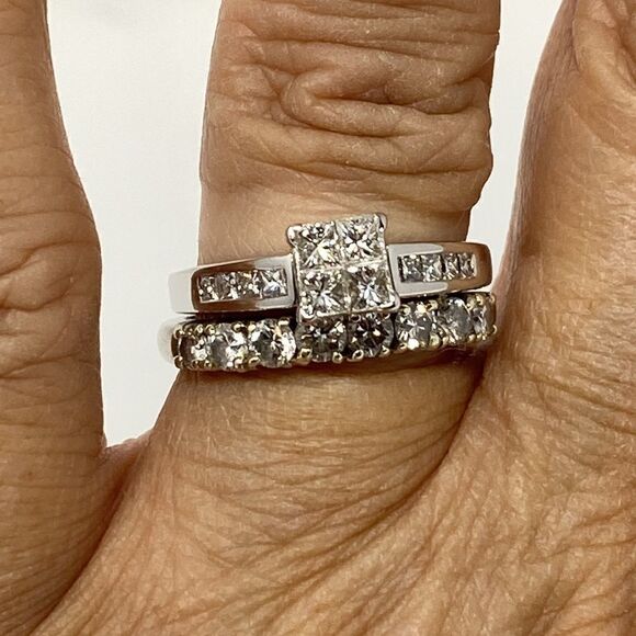 14K WG 1.00 Carat Square Cut Diamond Engagement Ring w/ $3,500 Appraisal - Picture 9 of 11